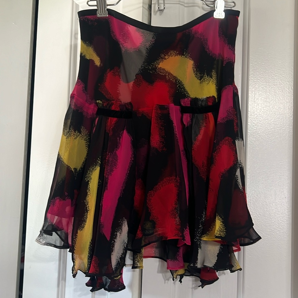 Diane. von Furstenserg DVF 💯 silk skirt